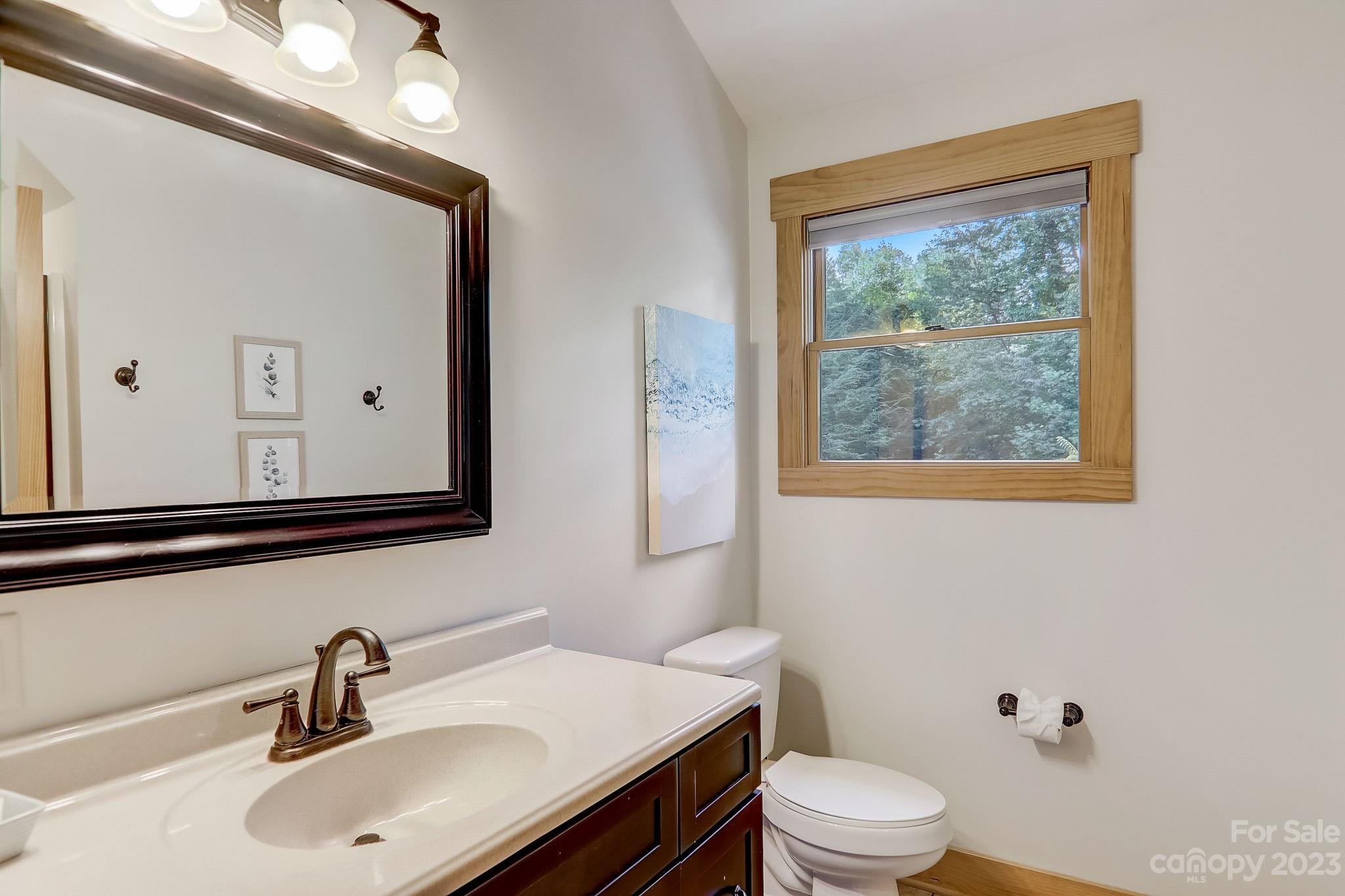 20 Maple Cove Drive Swannanoa NC 28778