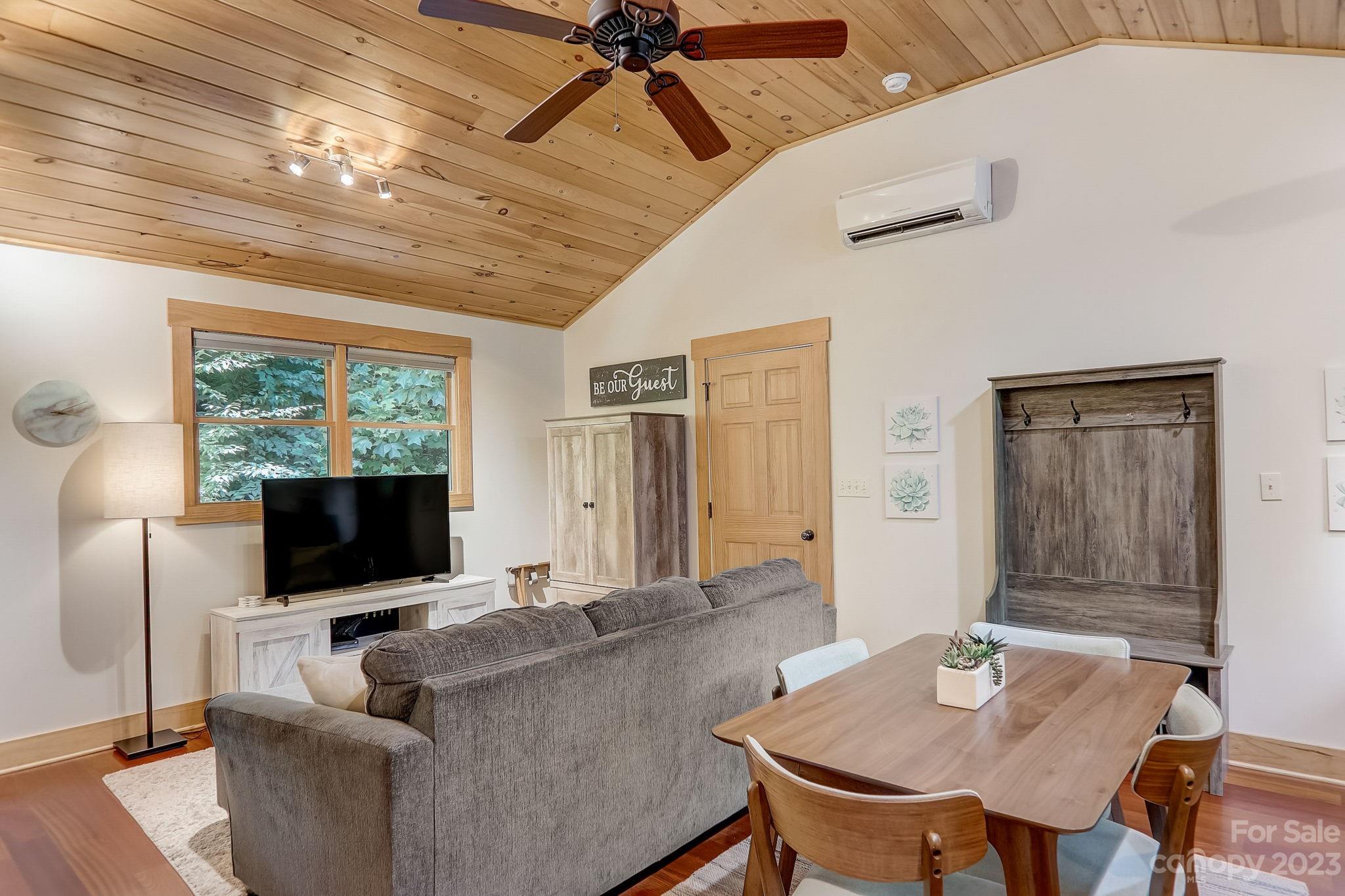 20 Maple Cove Drive Swannanoa NC 28778
