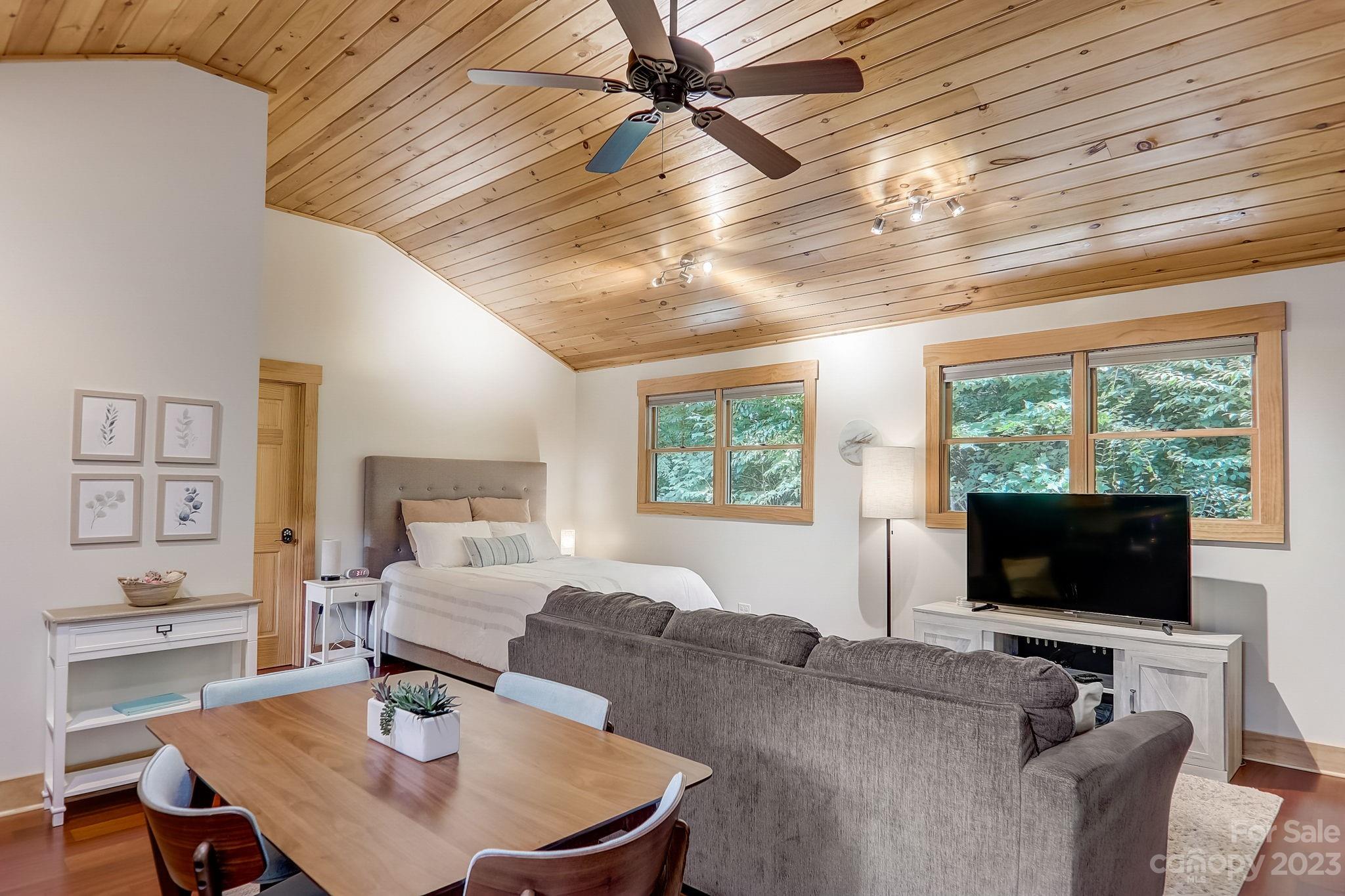 20 Maple Cove Drive Swannanoa NC 28778