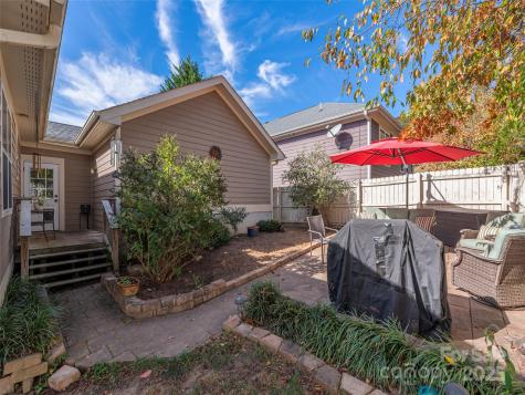 21 Byrdcliffe Lane Asheville NC 28805