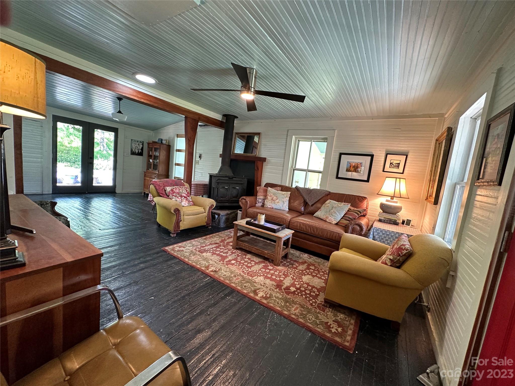 3591 Chapel Hill Road Marshall NC 28753