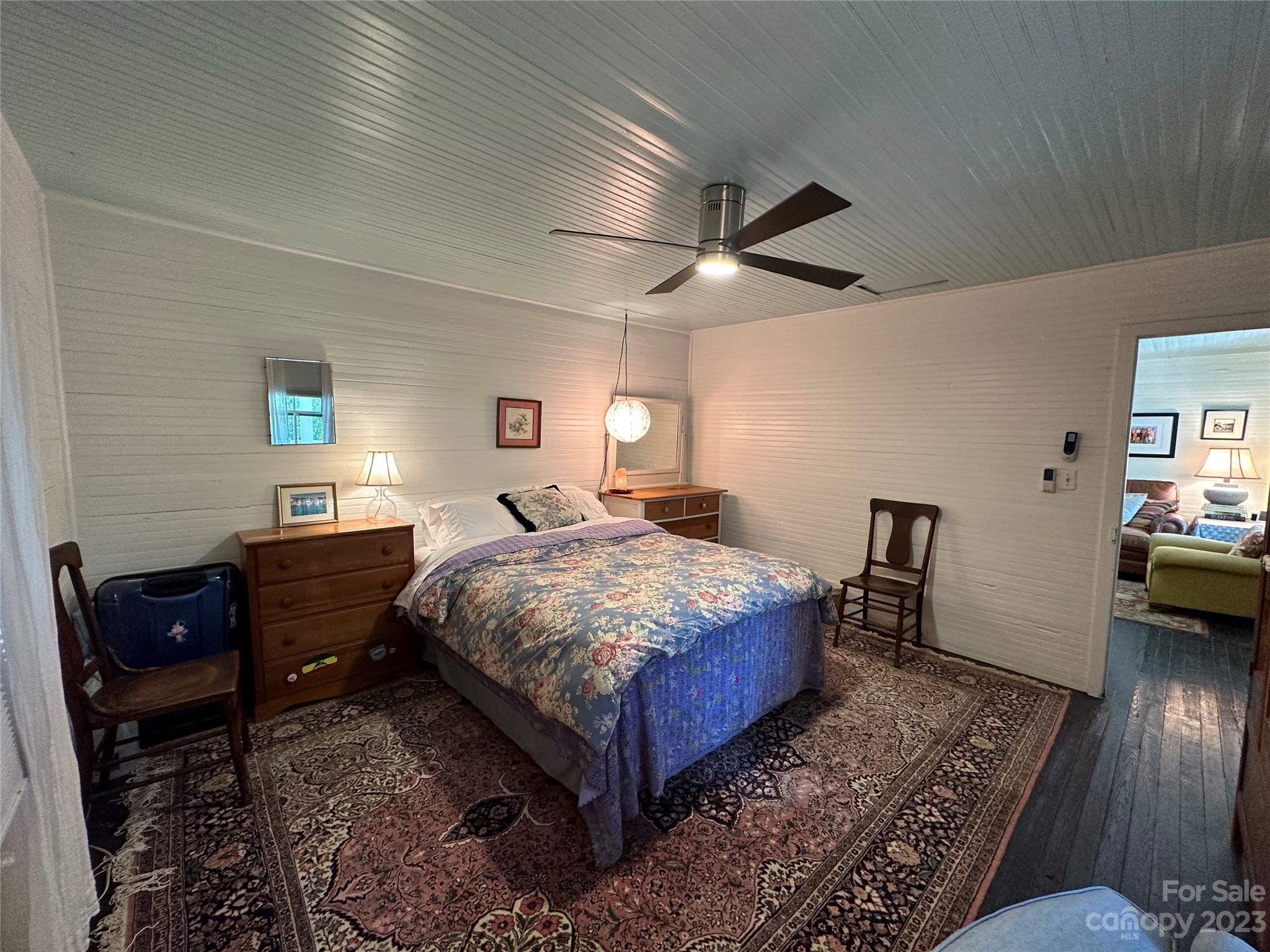 3591 Chapel Hill Road Marshall NC 28753
