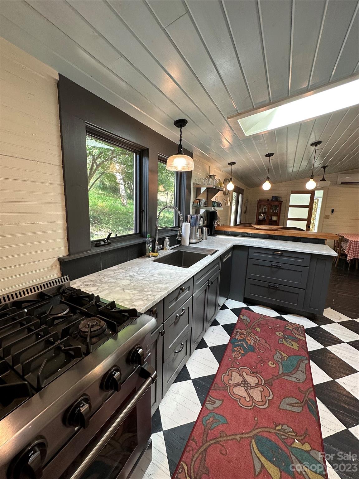 3591 Chapel Hill Road Marshall NC 28753