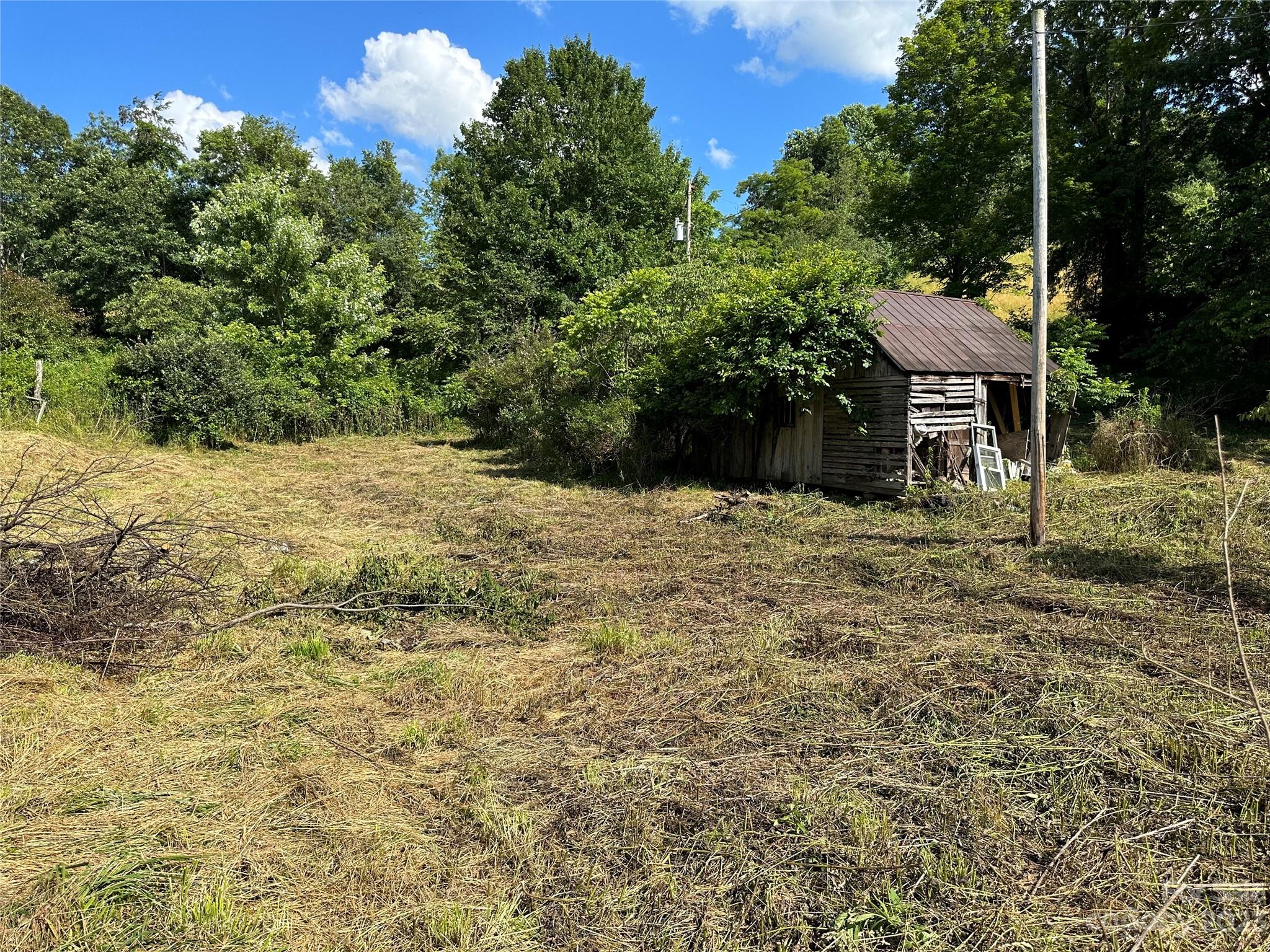 3591 Chapel Hill Road Marshall NC 28753