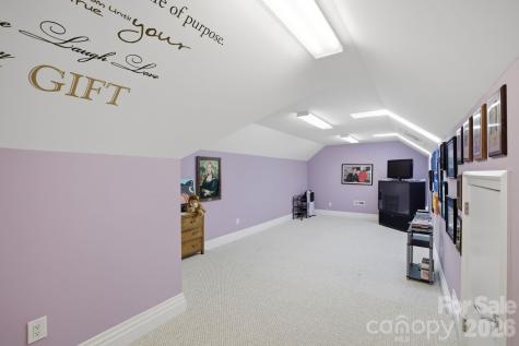 158 Printers Lane New London NC 28127