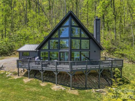 110 North Knob Lane Weaverville NC 28787