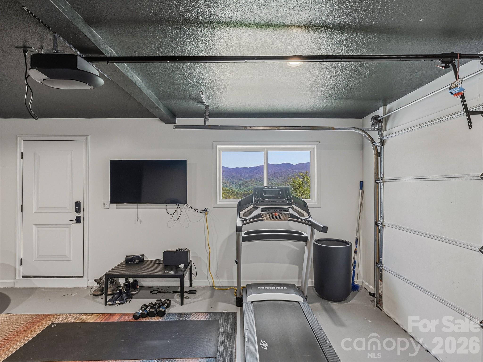 110 North Knob Lane Weaverville NC 28787