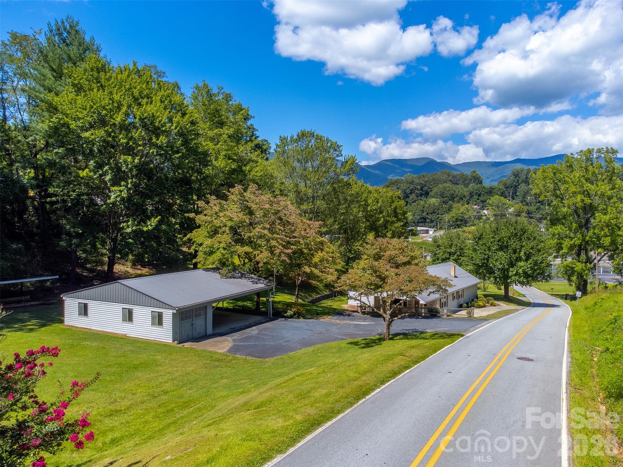 144 Cherry Street Sylva NC 28779