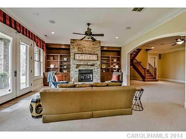 5316 Macandrew Drive Charlotte NC 28226