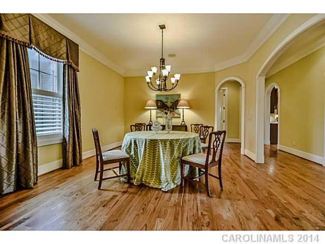 5316 Macandrew Drive Charlotte NC 28226