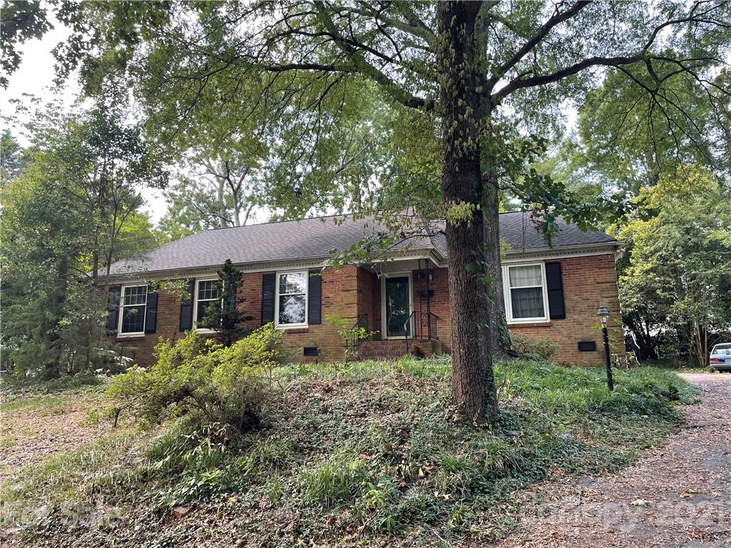 4706 Wildleaf Court Charlotte NC 28212