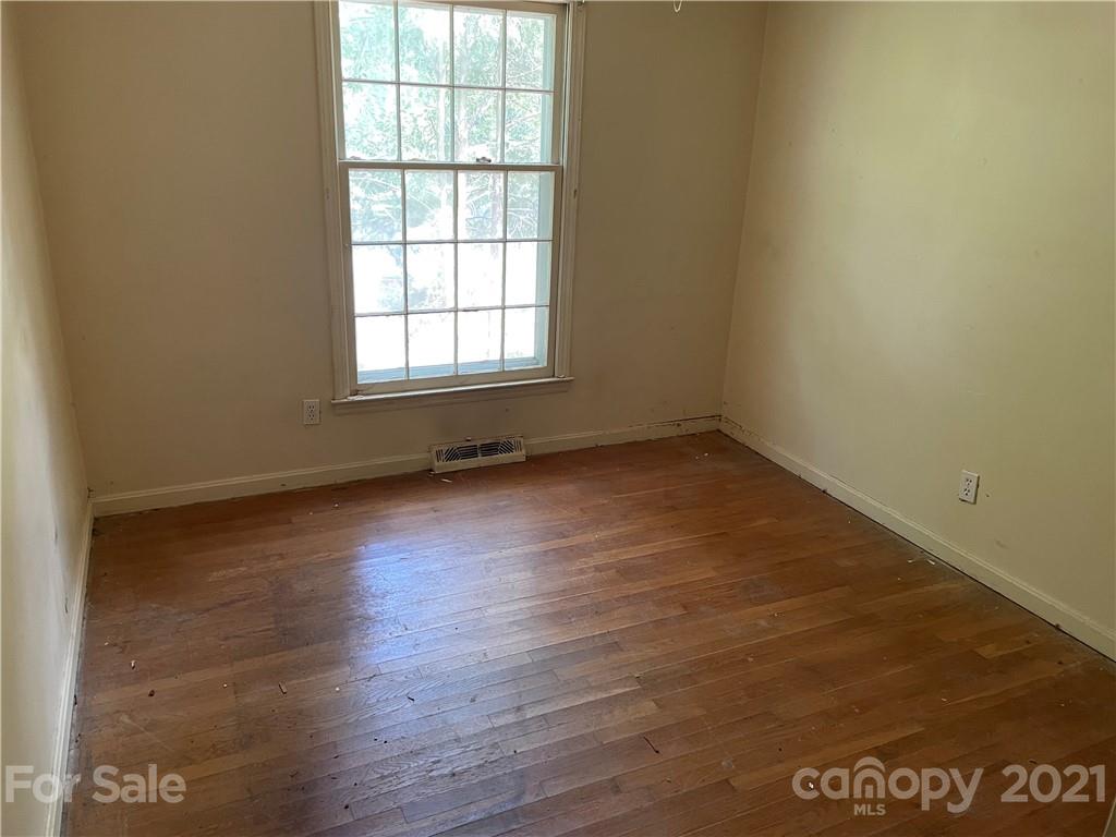 4706 Wildleaf Court Charlotte NC 28212