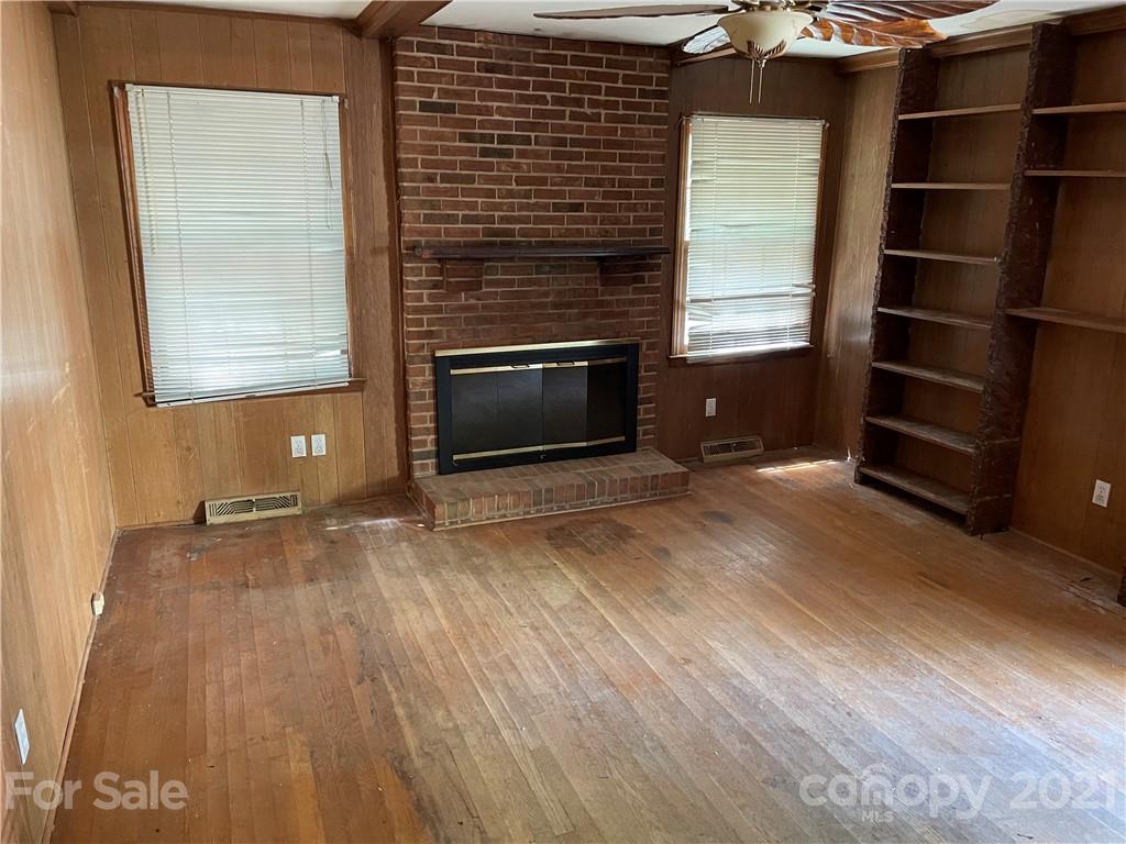 4706 Wildleaf Court Charlotte NC 28212