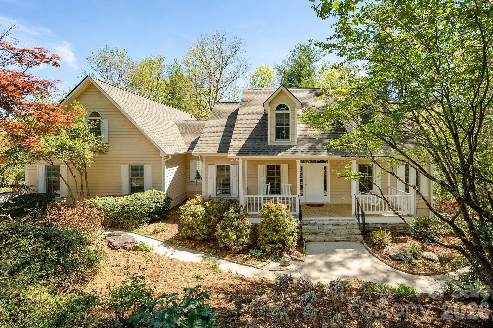 4 Ben Hogan Drive Hendersonville NC 28739