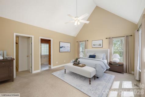 4 Ben Hogan Drive Hendersonville NC 28739