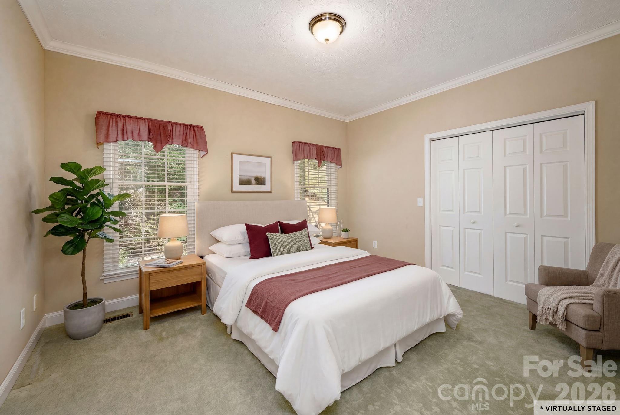 4 Ben Hogan Drive Hendersonville NC 28739