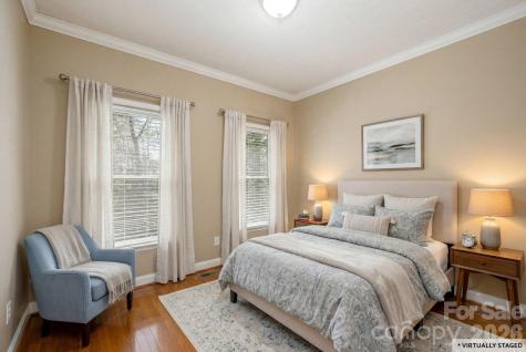 4 Ben Hogan Drive Hendersonville NC 28739