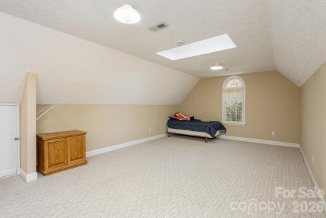 4 Ben Hogan Drive Hendersonville NC 28739