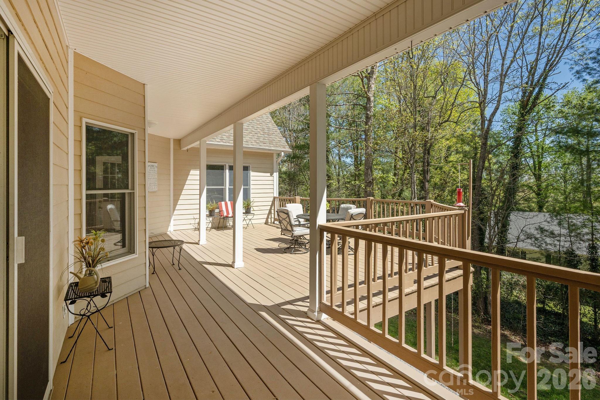 4 Ben Hogan Drive Hendersonville NC 28739