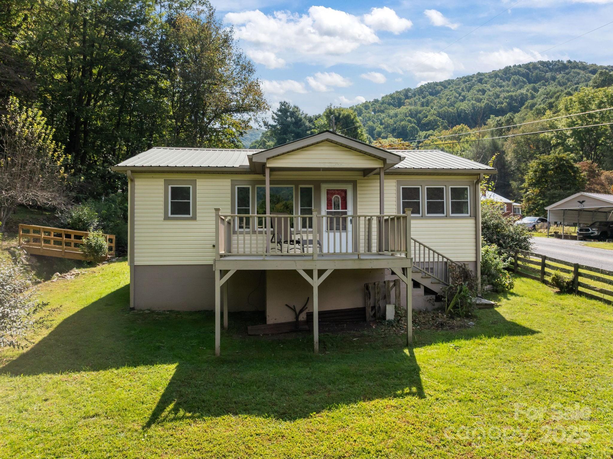 255 Red Bank Road Waynesville NC 28786