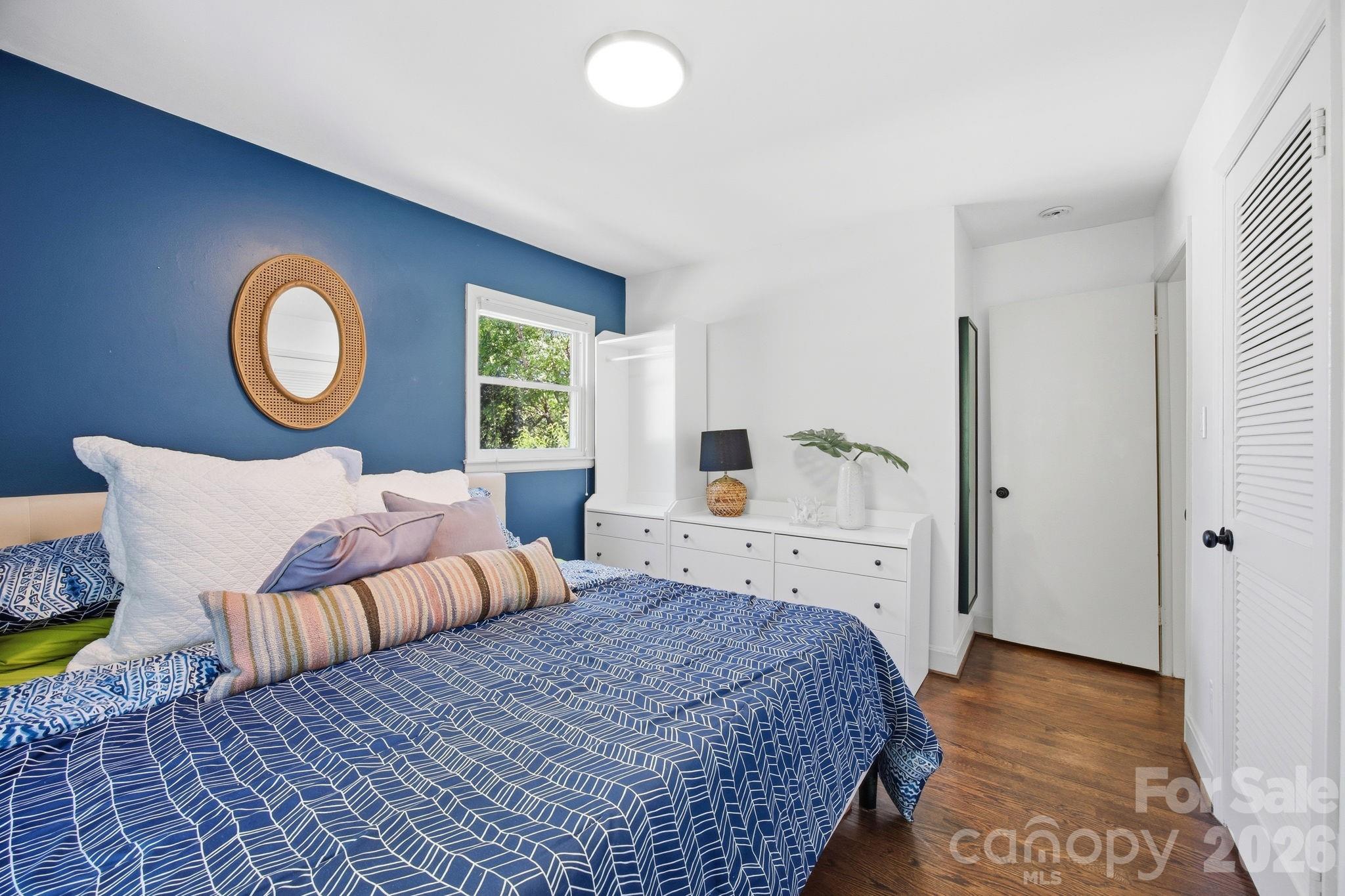 1941 Bentley Place Charlotte NC 28205