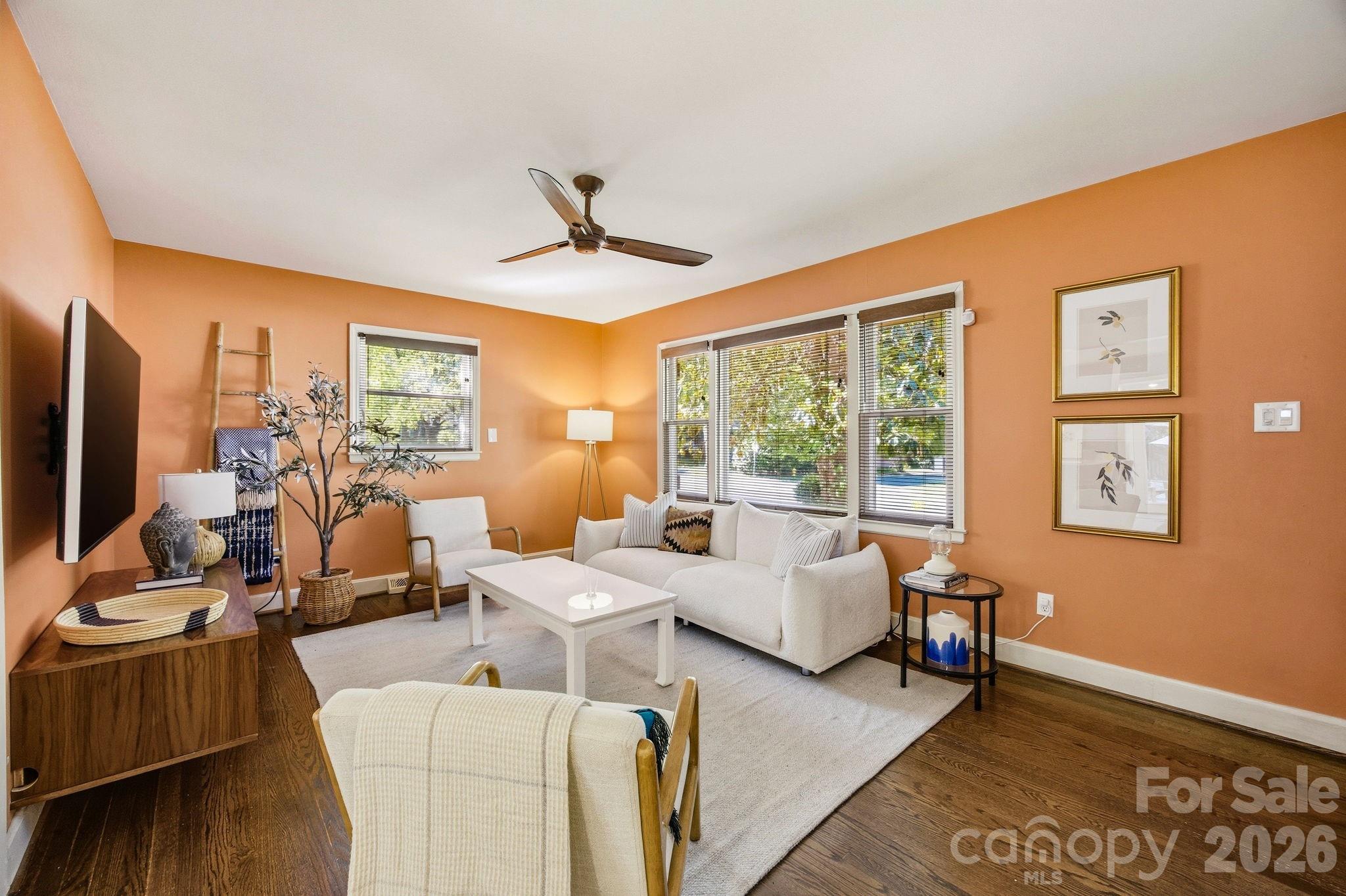 1941 Bentley Place Charlotte NC 28205