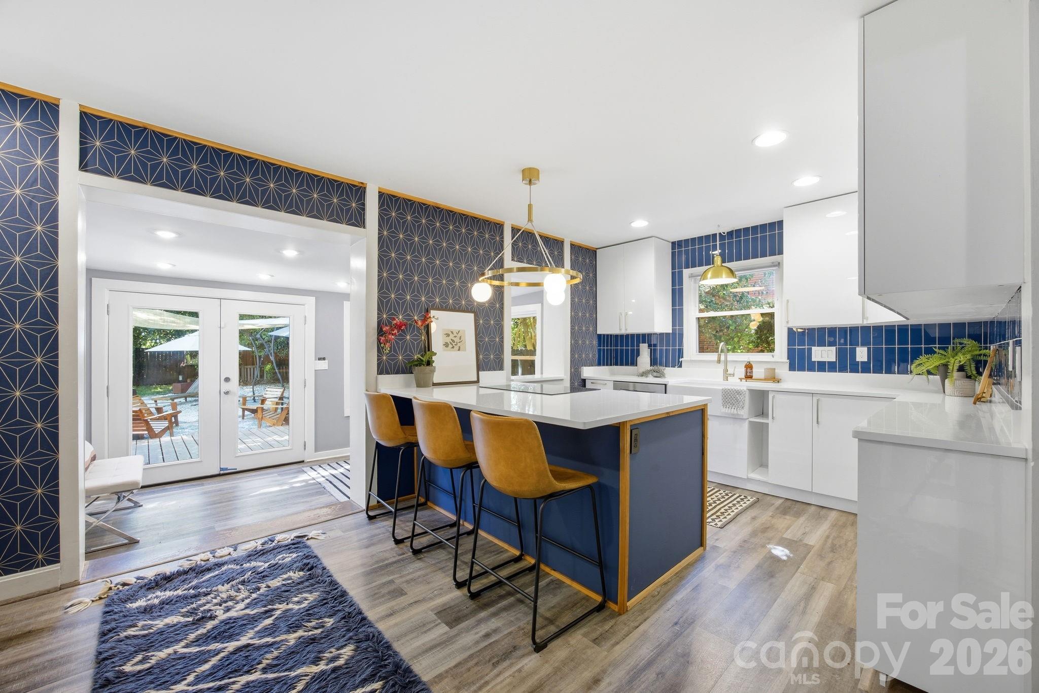 1941 Bentley Place Charlotte NC 28205