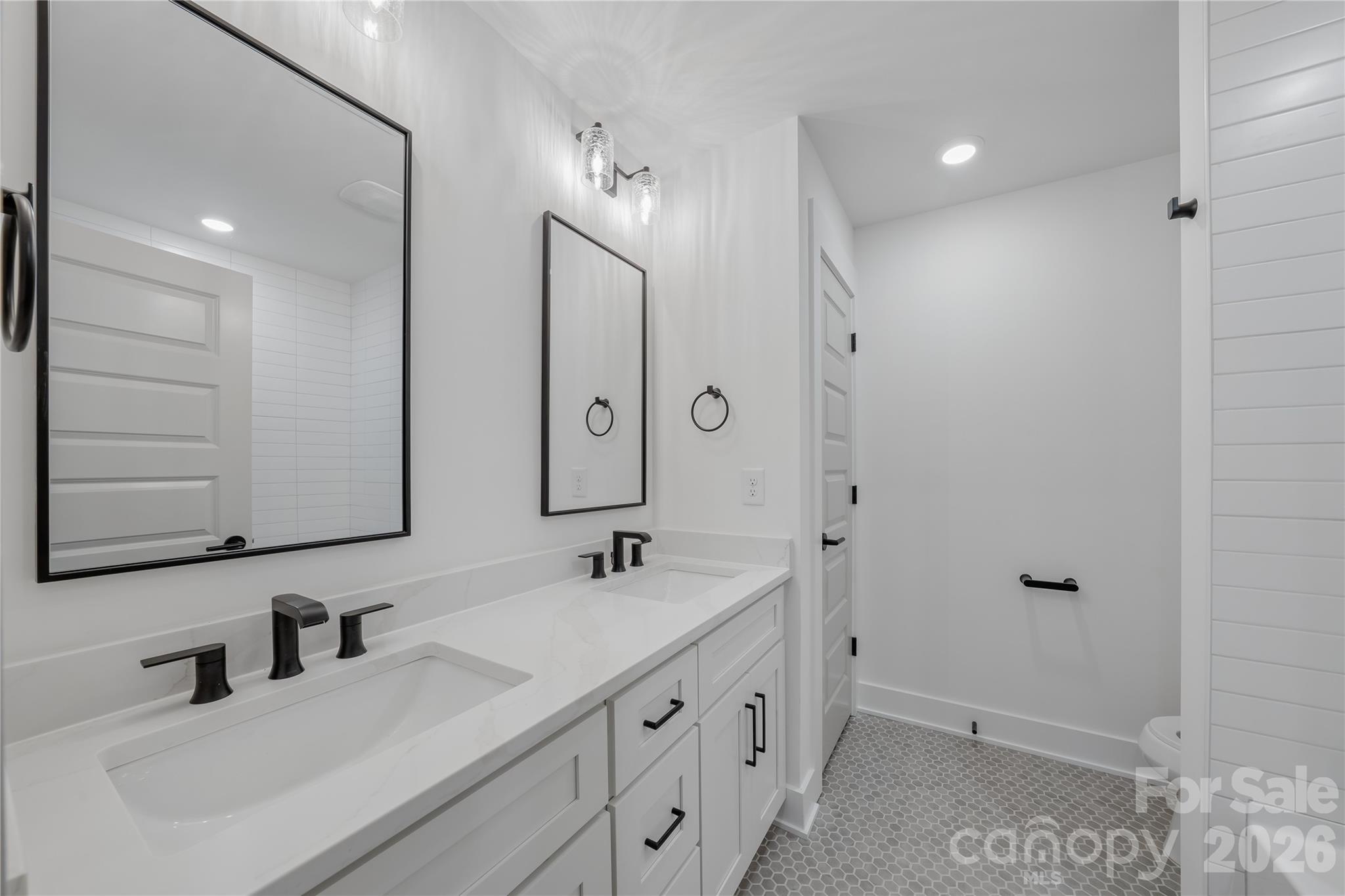 2812 Phillips Avenue Charlotte NC 28208