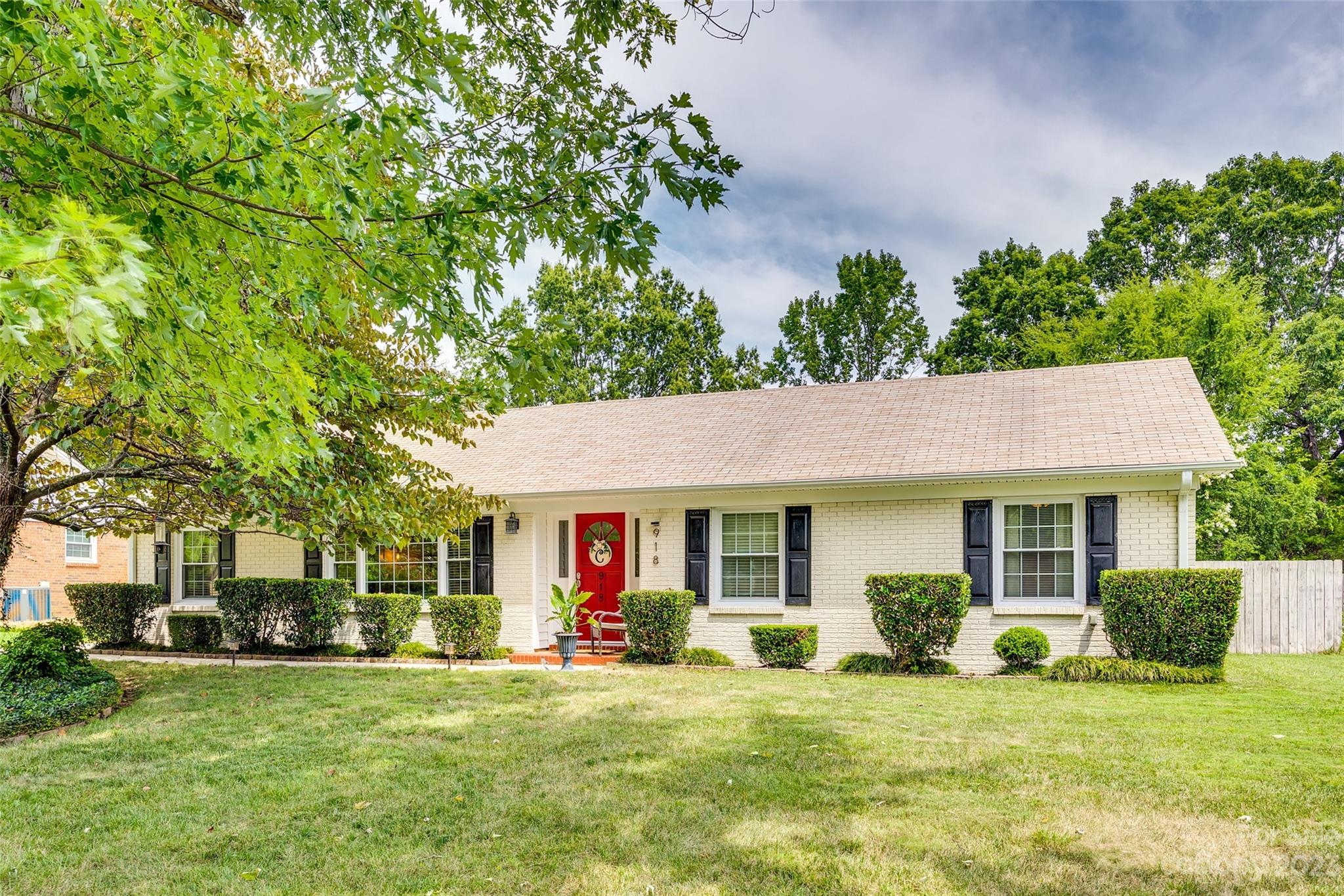 918 Mclaughlin Drive Charlotte NC 28212