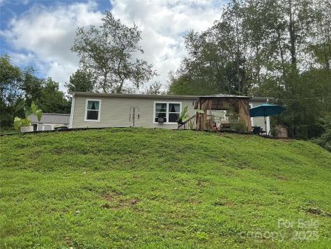 30 And 32 W Skyland Circle Asheville NC 28804