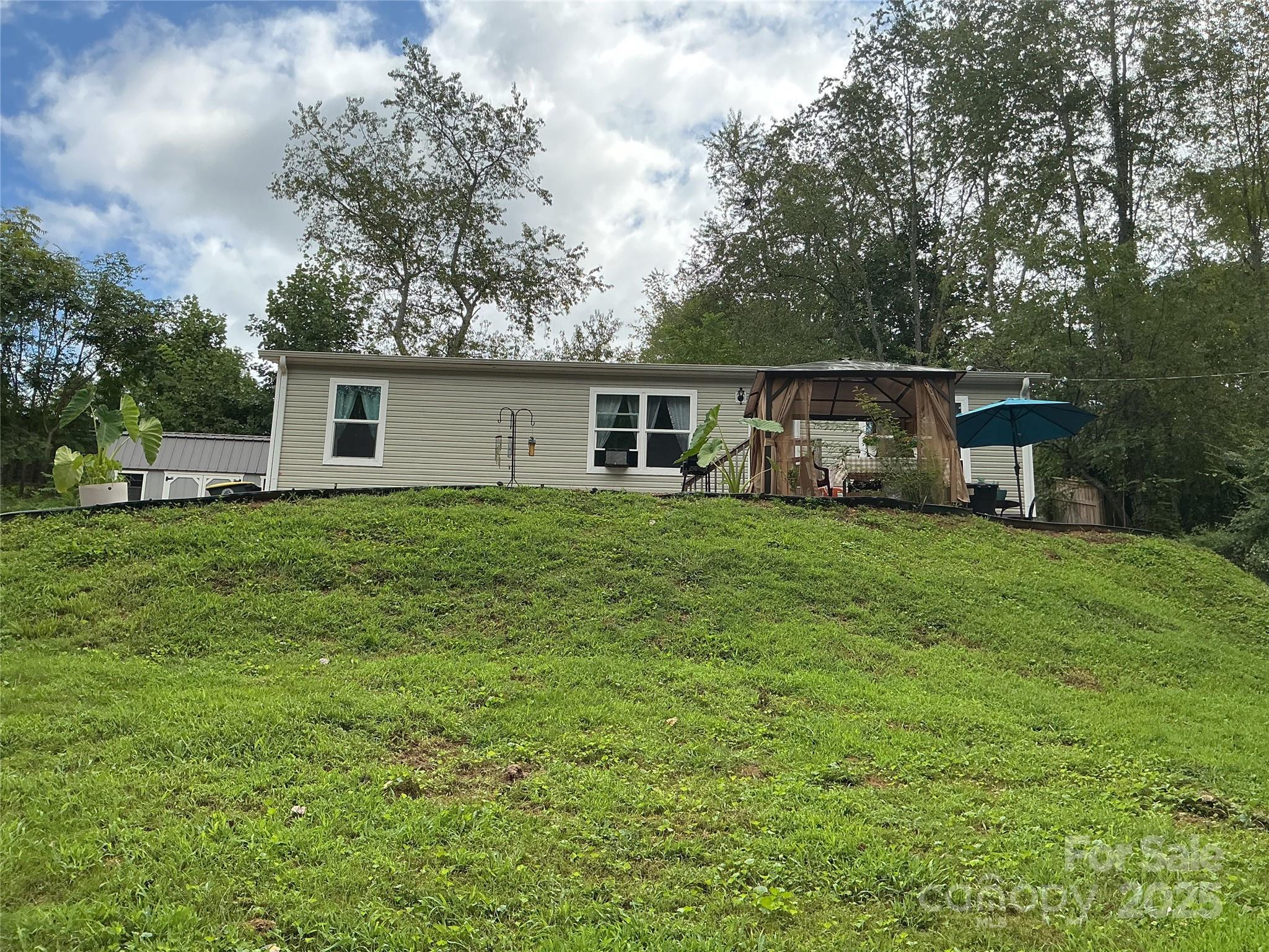 30 And 32 W Skyland Circle Asheville NC 28804