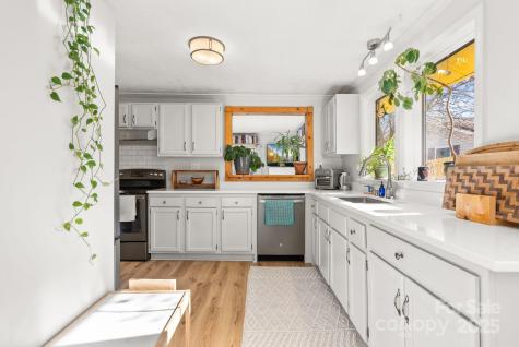 52 East Street Asheville NC 28803