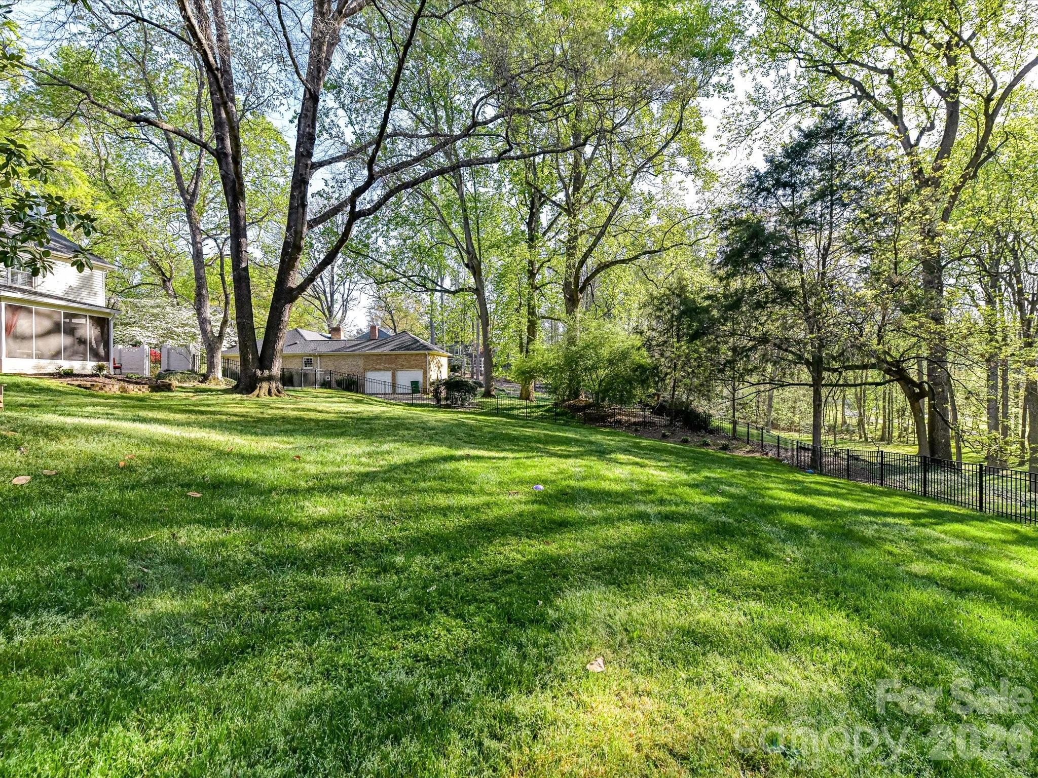 3719 Huckleberry Road Charlotte NC 28210