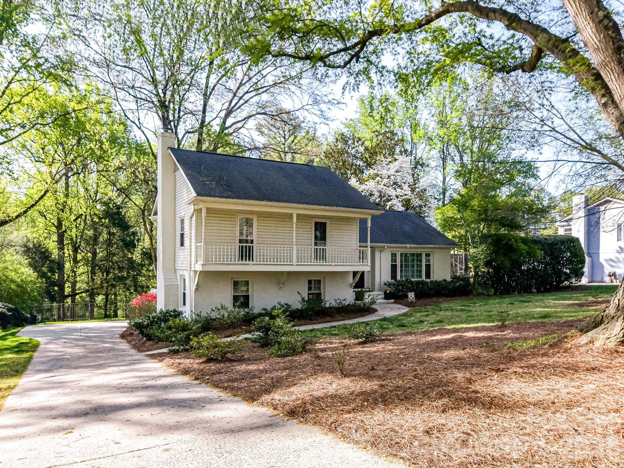 3719 Huckleberry Road Charlotte NC 28210