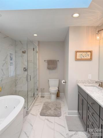 152 Skyview Circle Asheville NC 28804