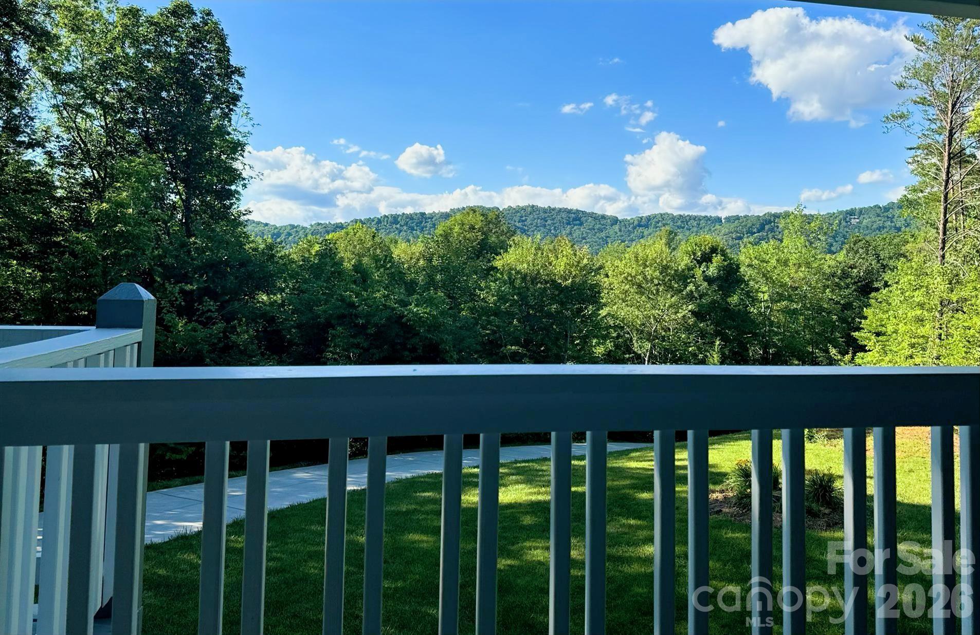 152 Skyview Circle Asheville NC 28804