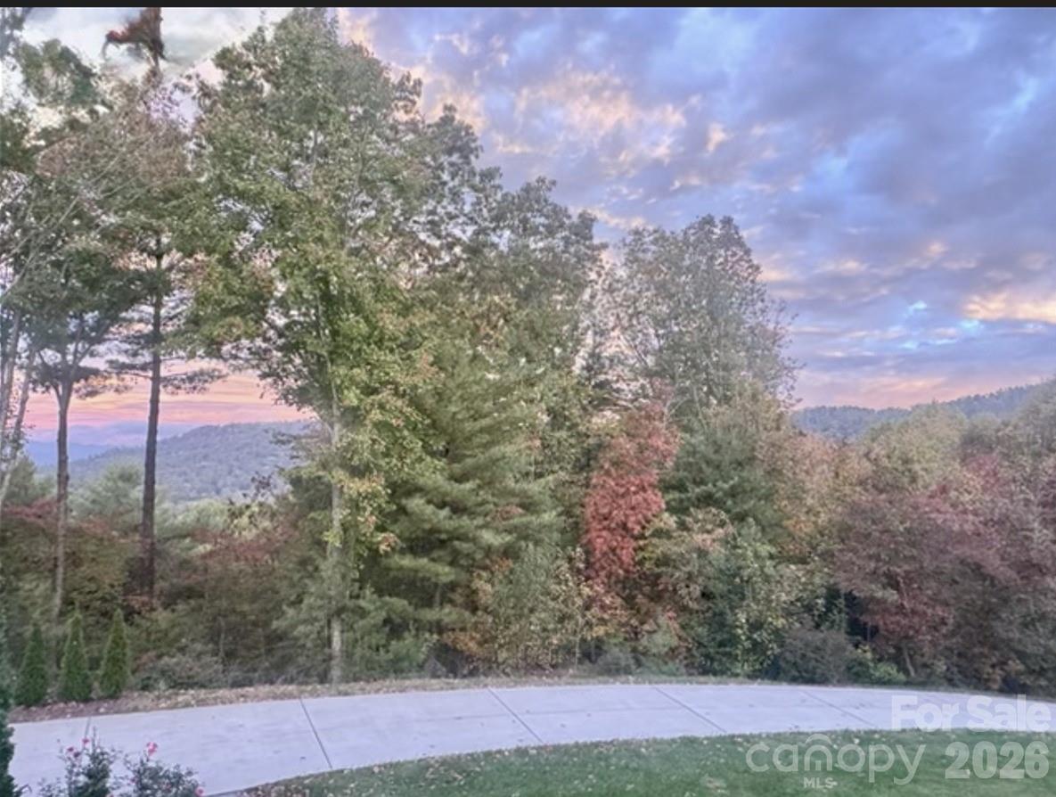 152 Skyview Circle Asheville NC 28804