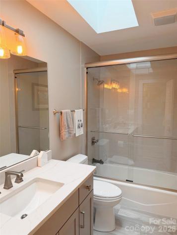 152 Skyview Circle Asheville NC 28804