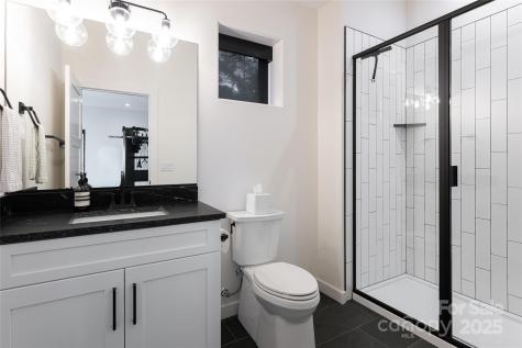 28 Lamb Avenue Asheville NC 28806