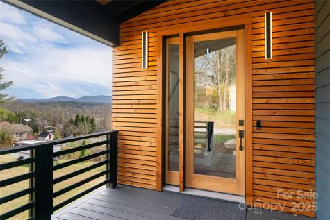 28 Lamb Avenue Asheville NC 28806