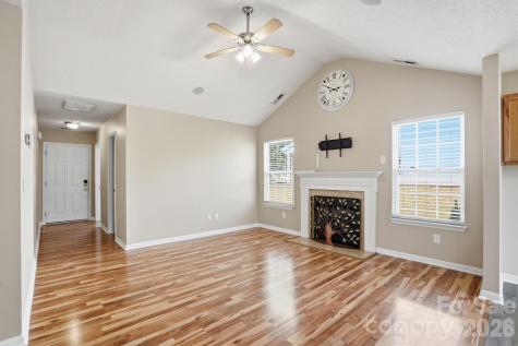 957 Anchor Way NE Kannapolis NC 28083