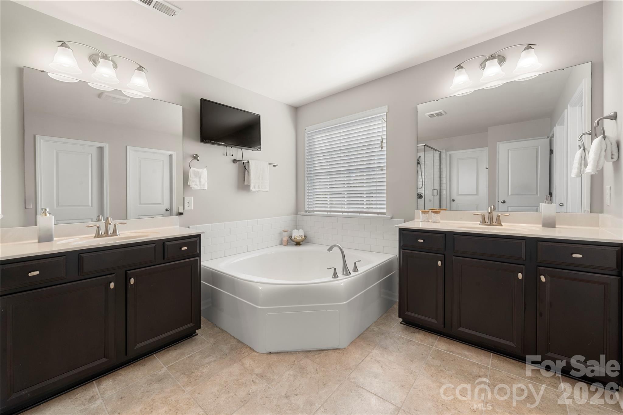 15504 Oleander Drive Charlotte NC 28278