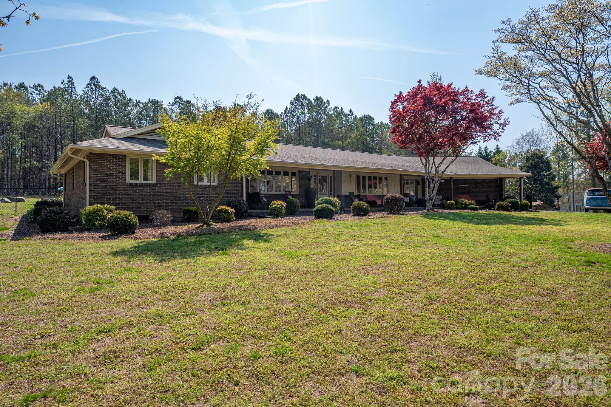 107 Lakeside Drive Grover NC 28073