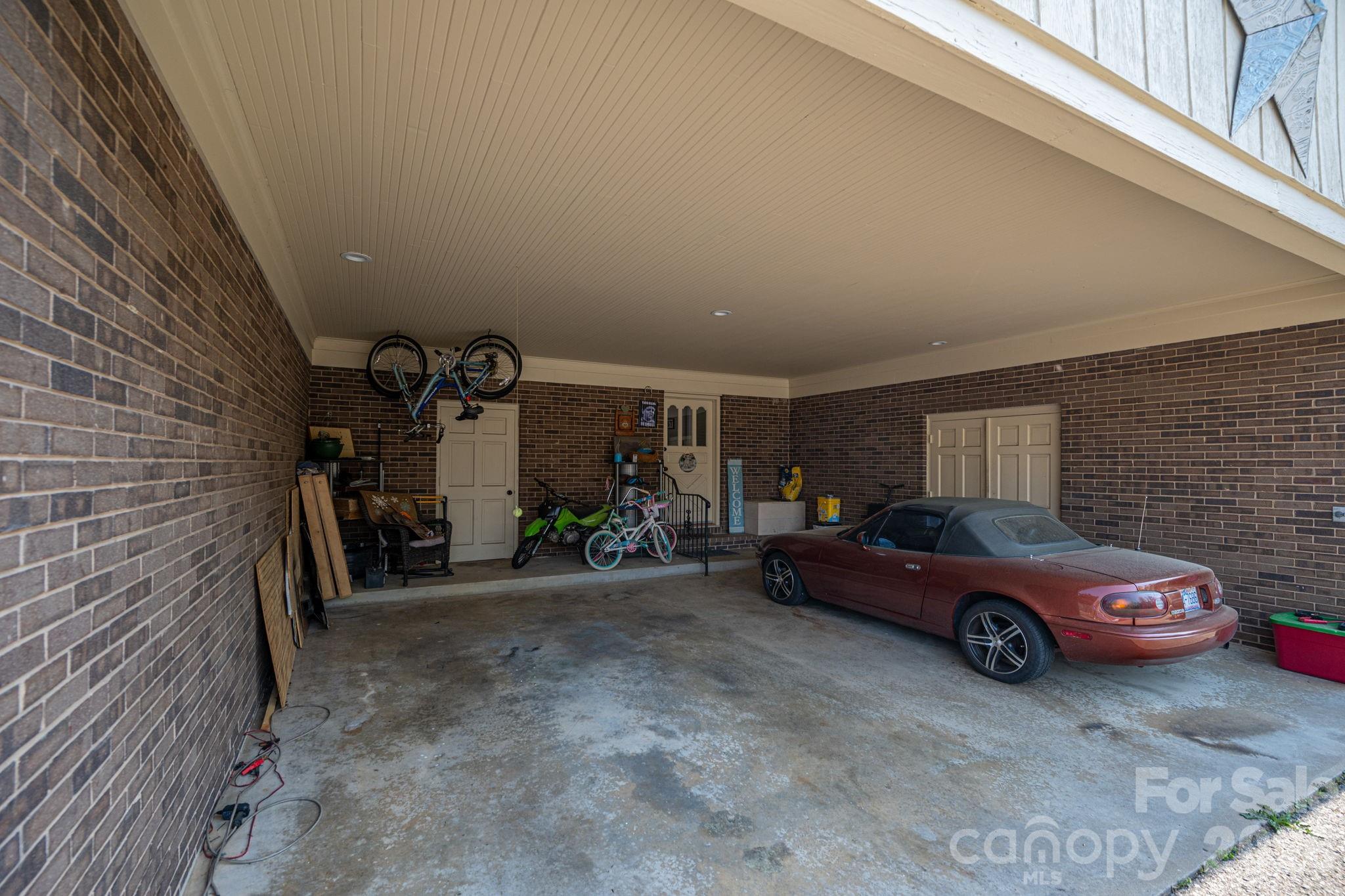 107 Lakeside Drive Grover NC 28073