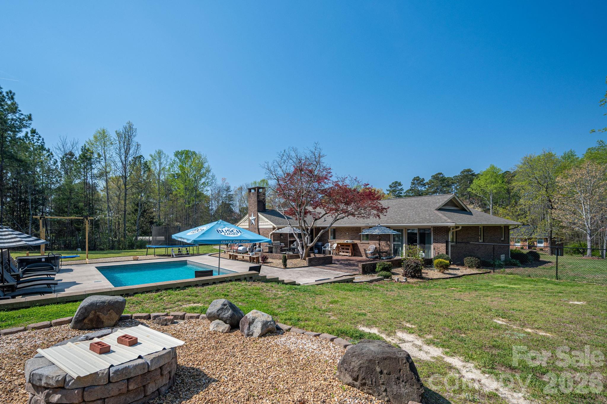 107 Lakeside Drive Grover NC 28073