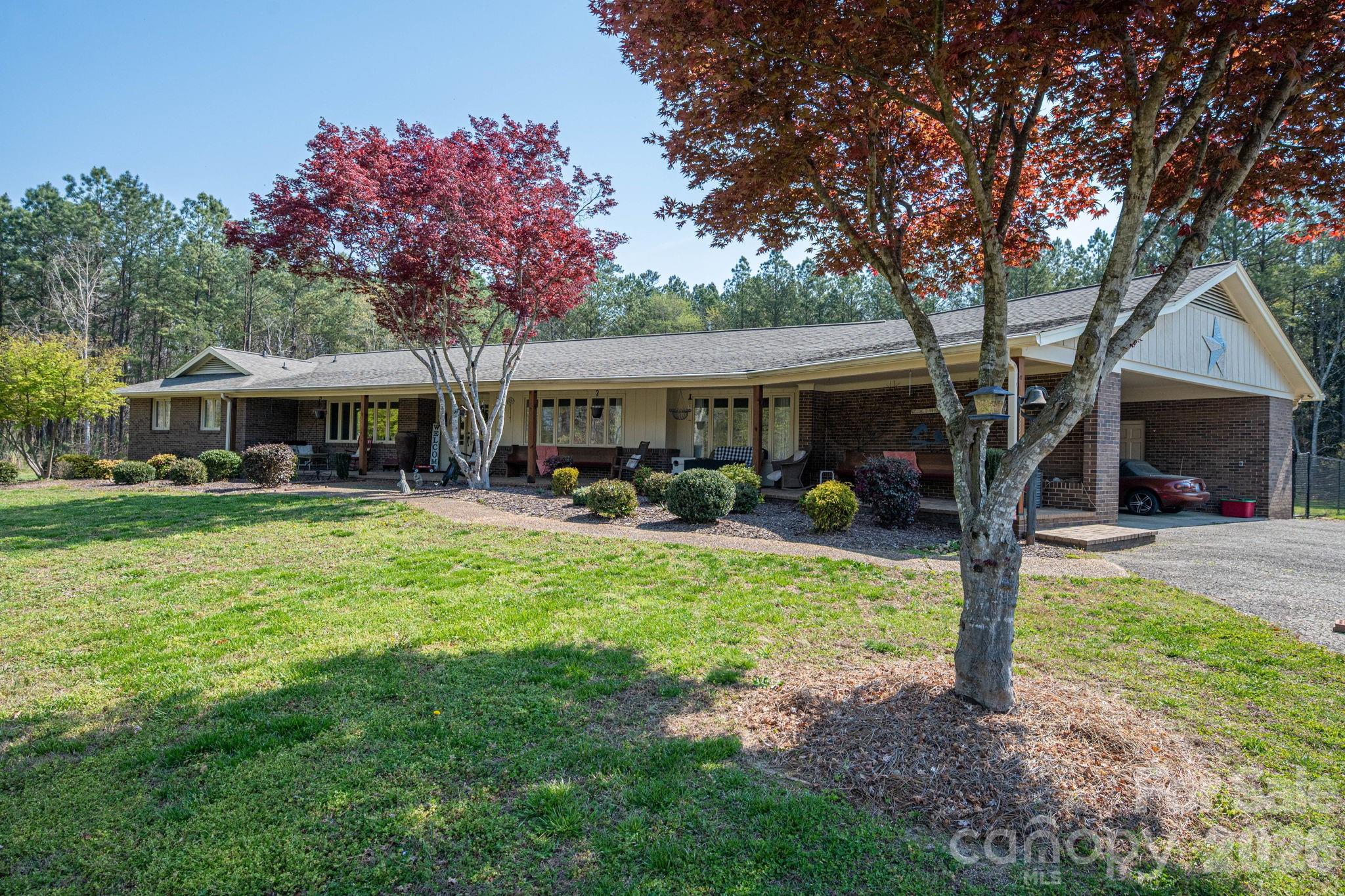 107 Lakeside Drive Grover NC 28073