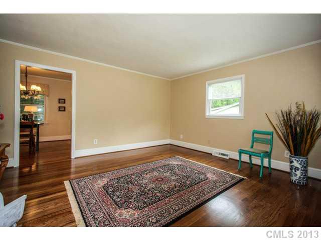 4911 Kistler Avenue Charlotte NC 28205