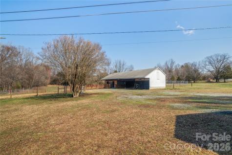 6507 Frieden Church Road Gibsonville NC 27249
