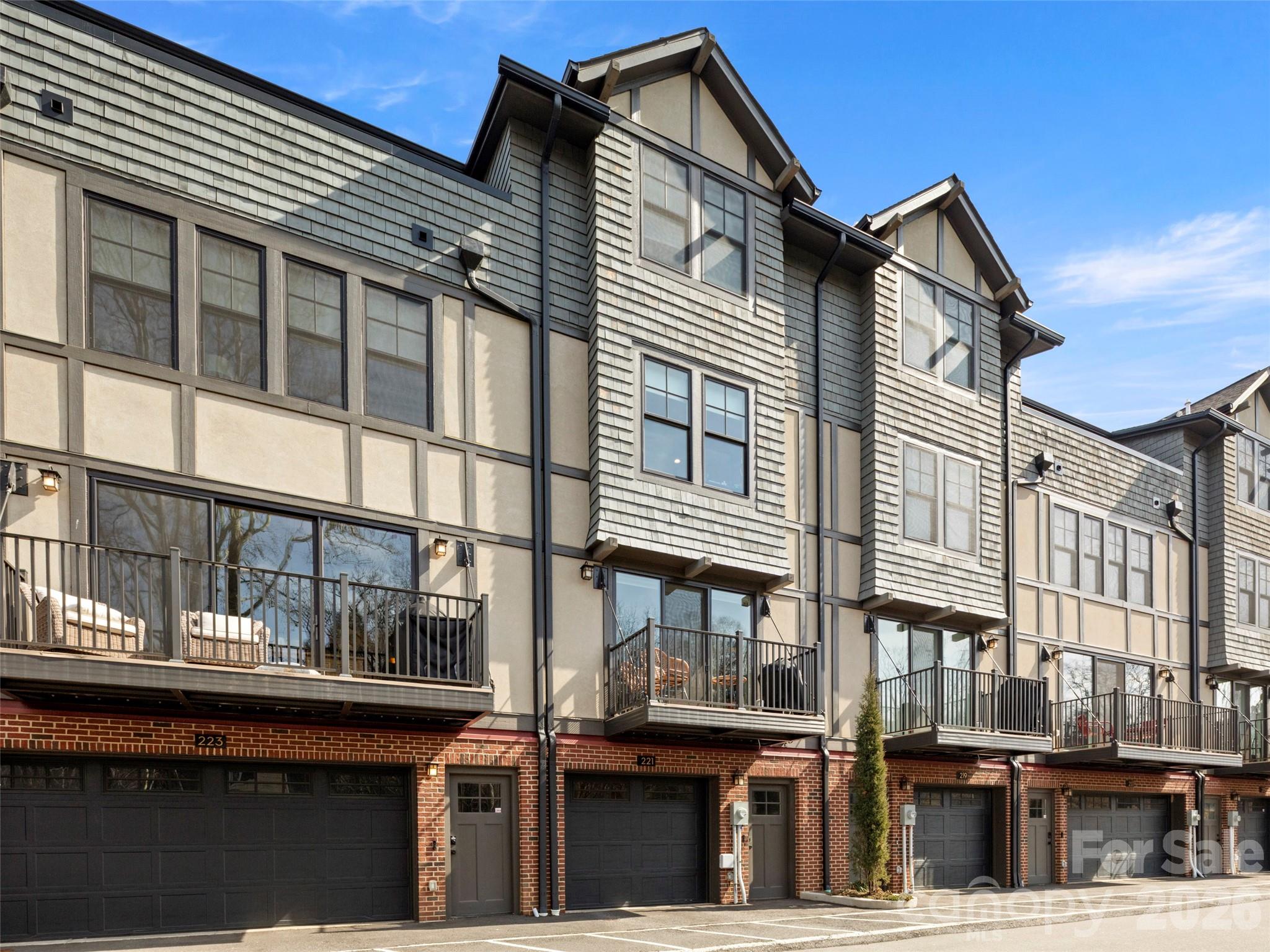 221 Broadway Street Asheville NC 28801