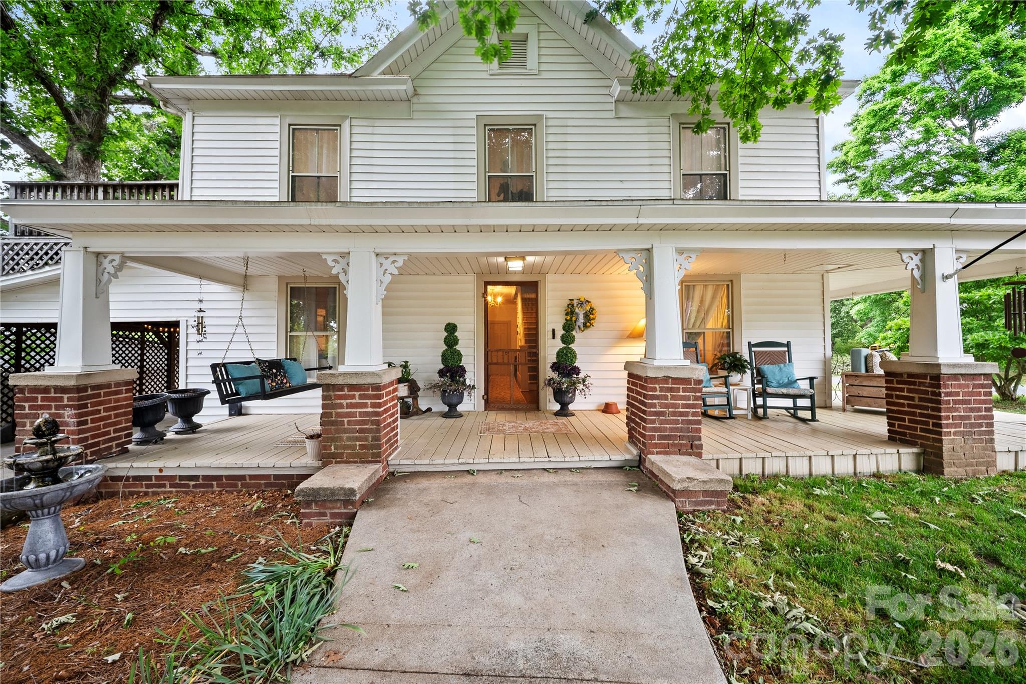 216 W 2nd Street Denton NC 27239
